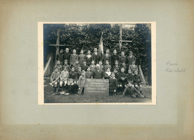 [Photographie de classe de Henri Zirnheld, à l'école de la Porte d'Auteuil, Paris 16e]