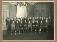 [Photographie de groupe. Assis au premier rang : Jules Zirnheld]